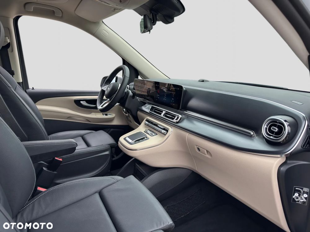 Mercedes-Benz V-CLASS MARCO POLO - 23