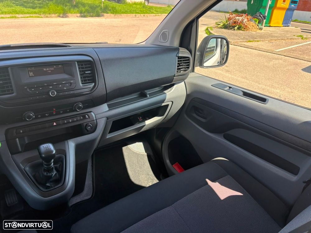 Opel Vivaro 1.5 CDTi L3H1 Essentia Inc - 34
