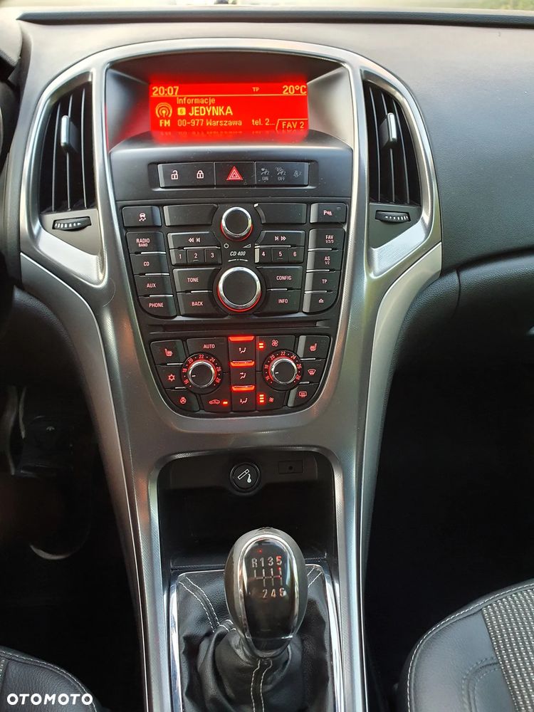 Opel Astra 2.0 CDTI Exklusiv - 17