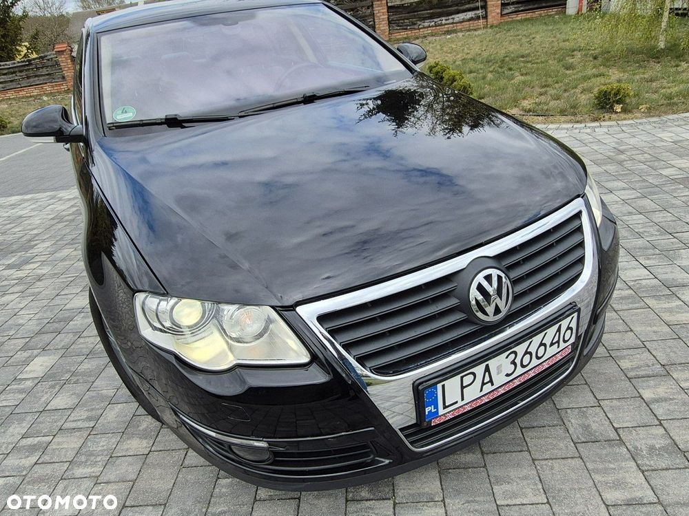 Volkswagen Passat - 2