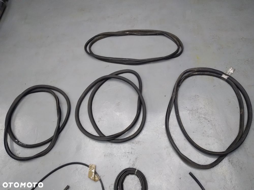 Uszczelka drzwi Jumpy III Proace wkładka ogranicznik - 3