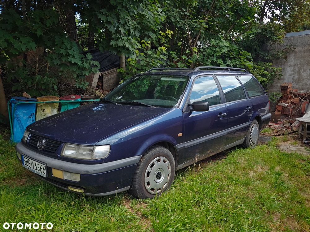 Volkswagen Passat - 2