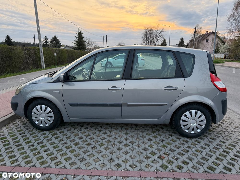 Renault Scenic - 2