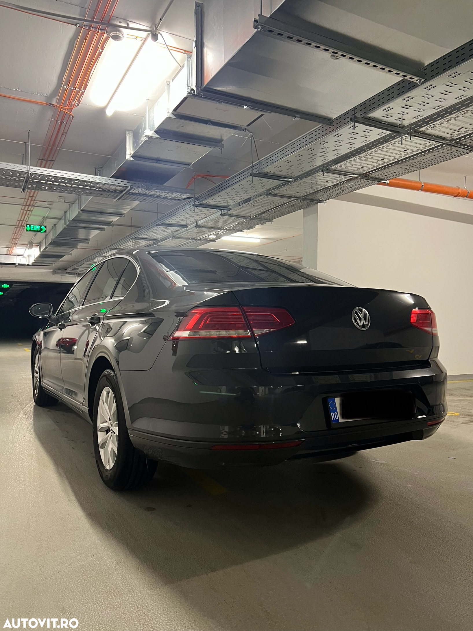 Volkswagen Passat 2.0 TDI Comfortline - 4