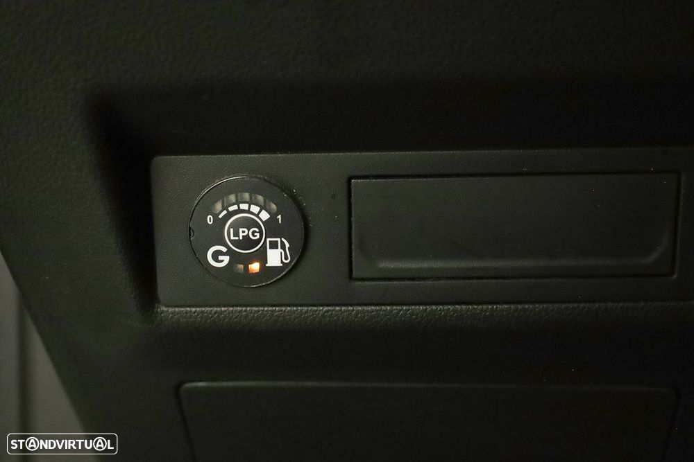 Renault Captur 1.0 TCe Techno Bi-Fuel - 19