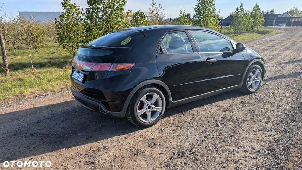 Honda Civic 1.8 Comfort - 3