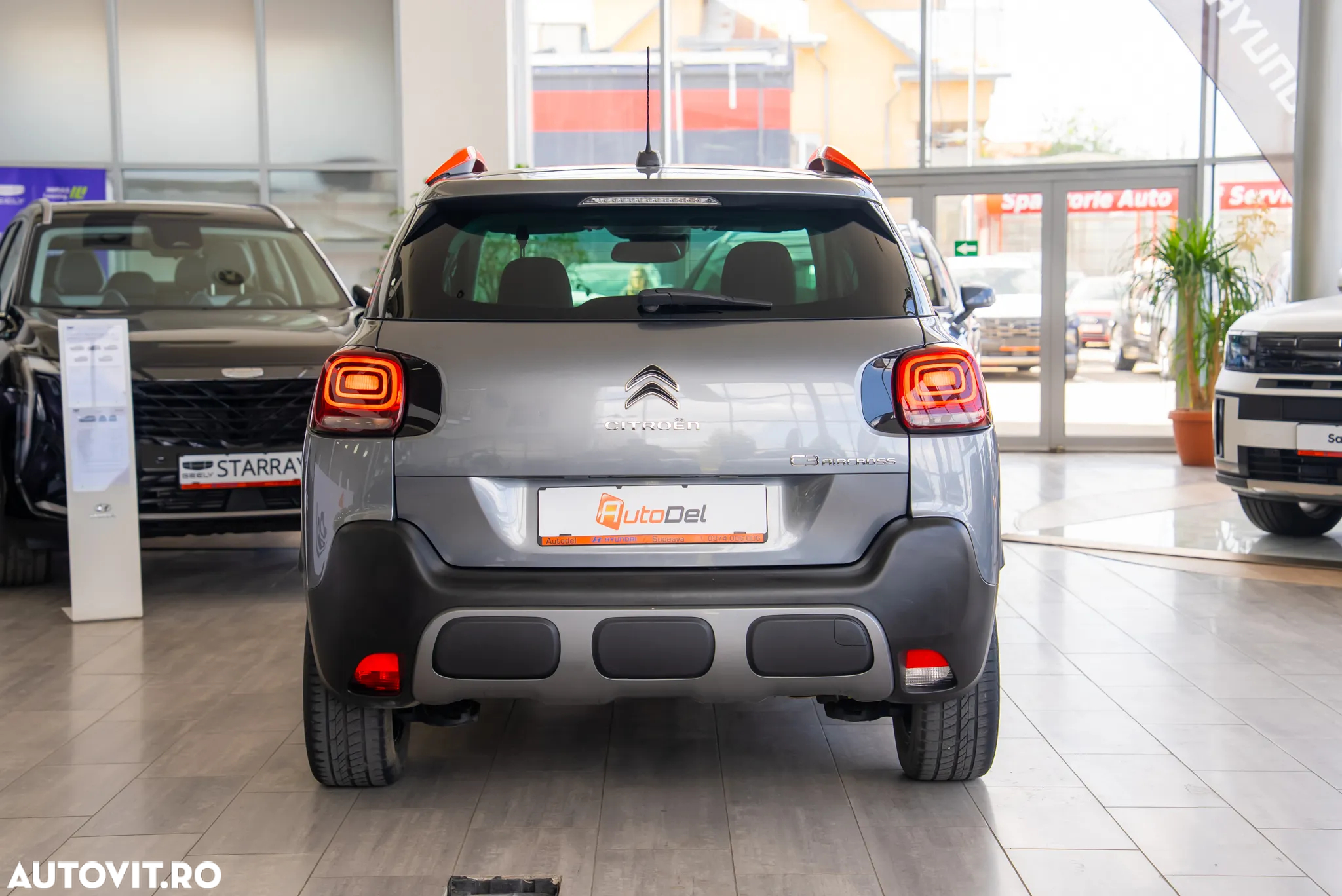 Citroën C3 AIRCROSS 1.2 PureTech S&S BVM Shine - 12