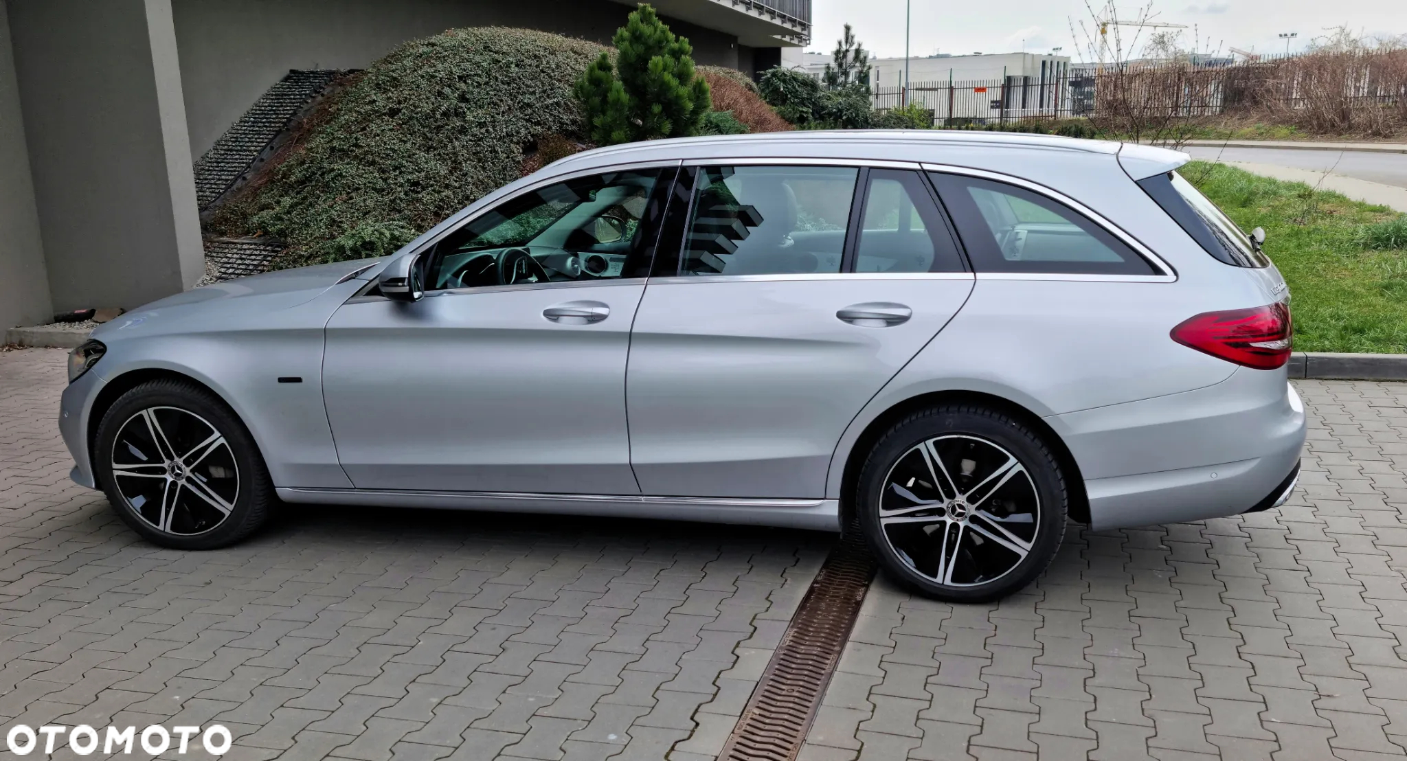 Mercedes-Benz Klasa C 300 de T 9G-TRONIC Avantgarde - 12