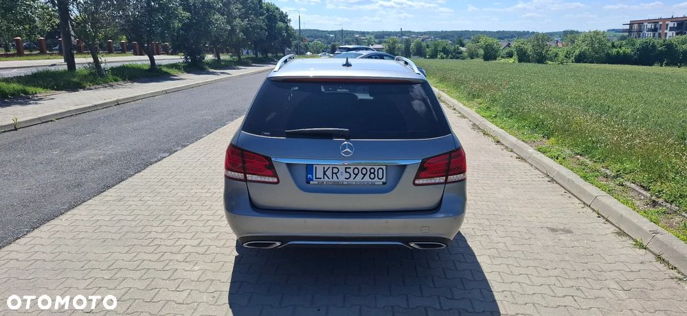 Mercedes-Benz Klasa E 250 CDI DPF BlueEFFICIENCY 7G-TRONIC Avantgarde - 5
