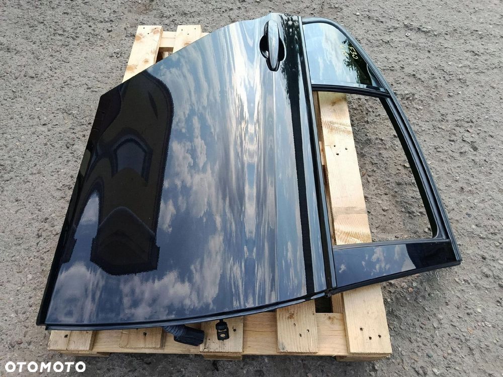 BMW F30 PRAWE TYLNE DRZWI 475 - 8