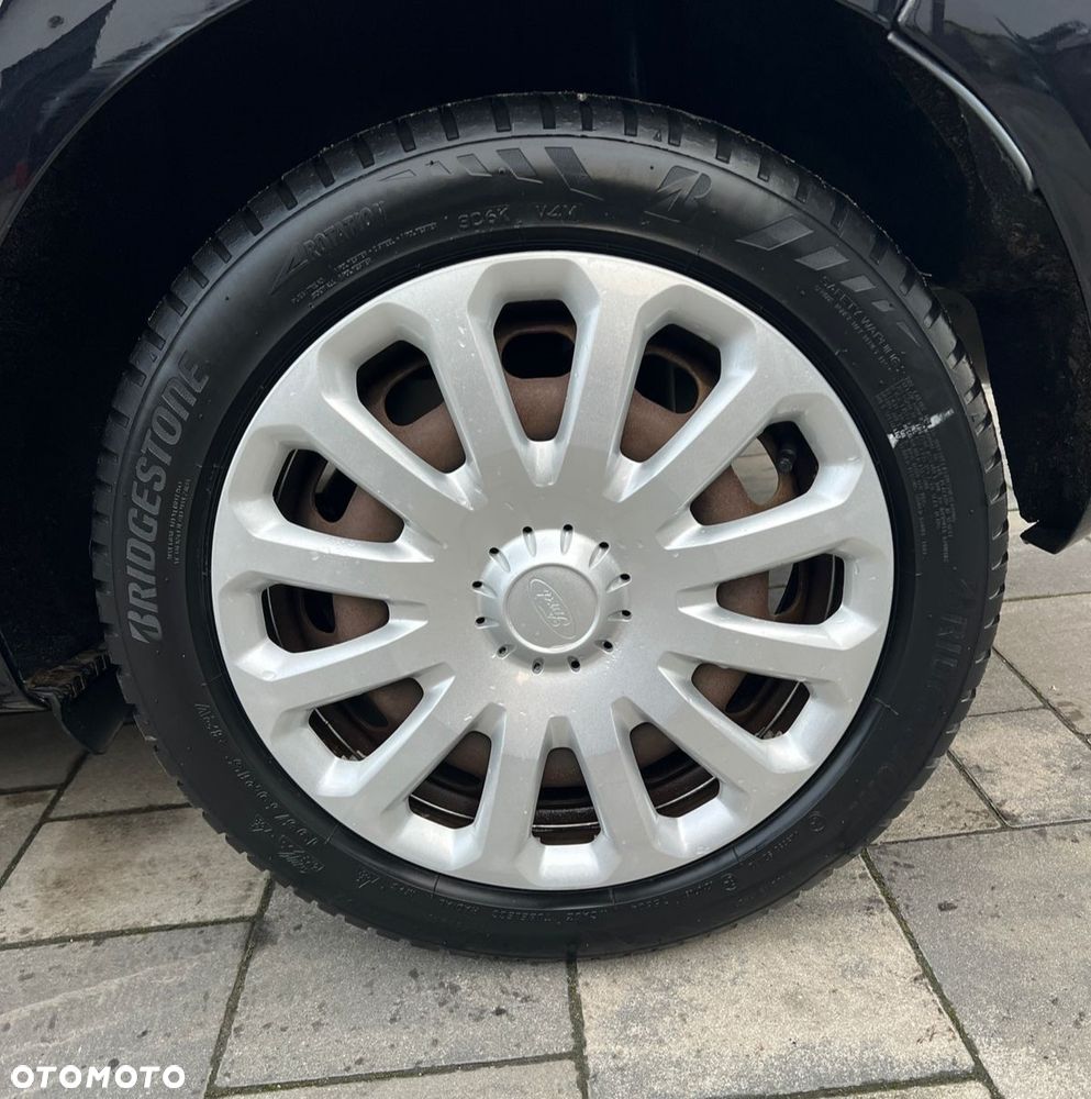 Ford Fiesta 1.5 TDCi ST&St Titanium - 19