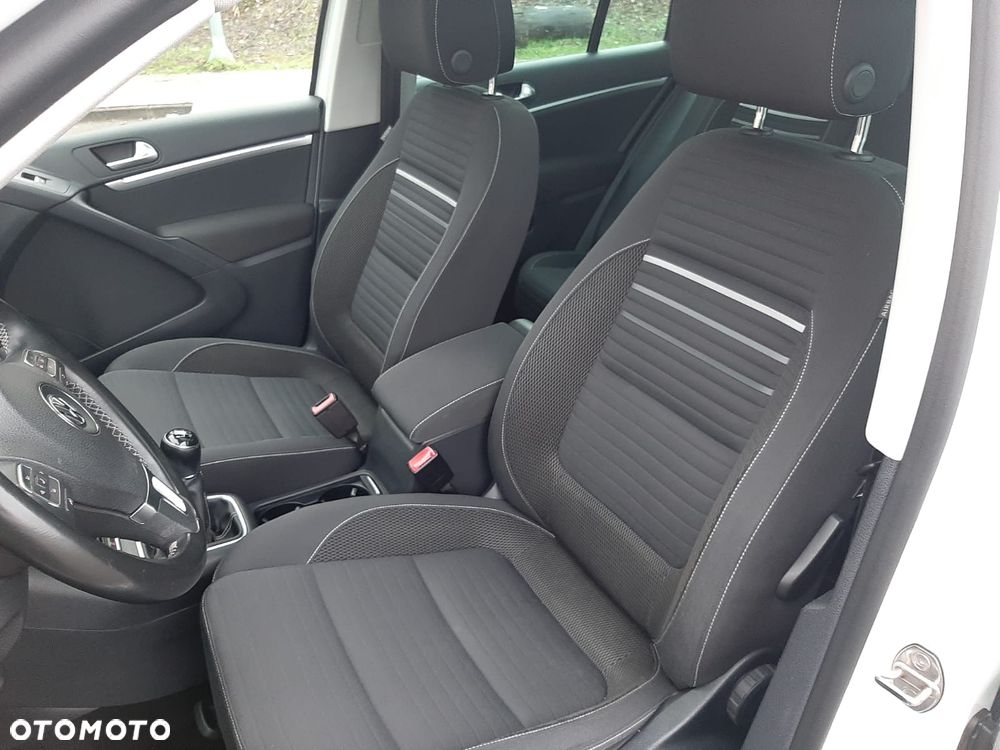 Volkswagen Tiguan 2.0 TDI DPF BlueMotion Technology Cup Sport & Style - 24