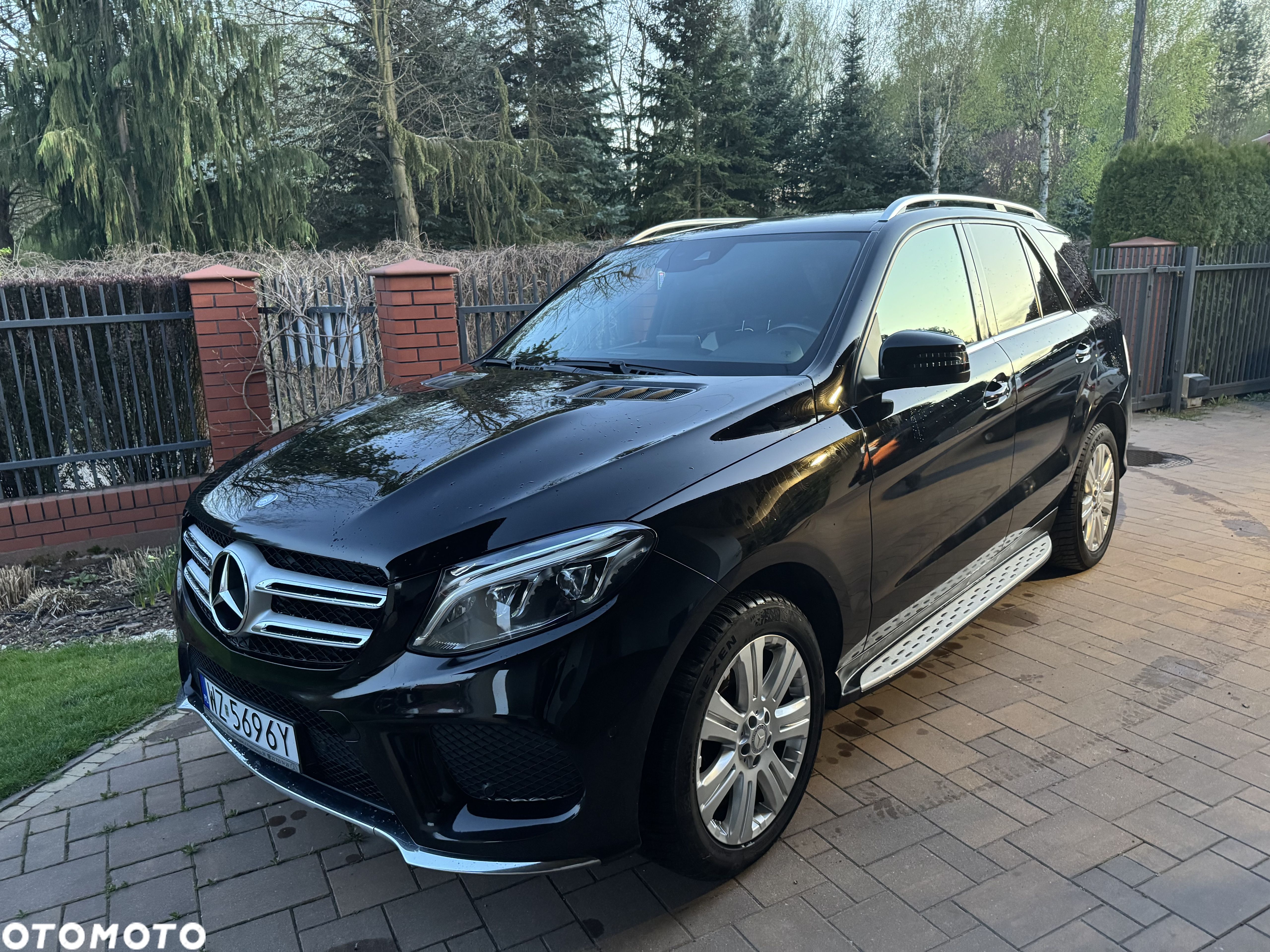 Mercedes-Benz GLE 350 d 4-Matic - 1