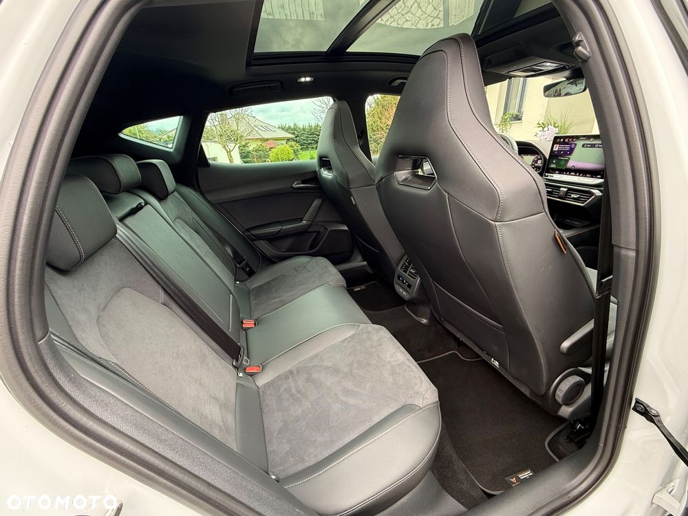 Cupra Formentor 2.0 TSI 4Drive DSG VZ Black Edition - 32