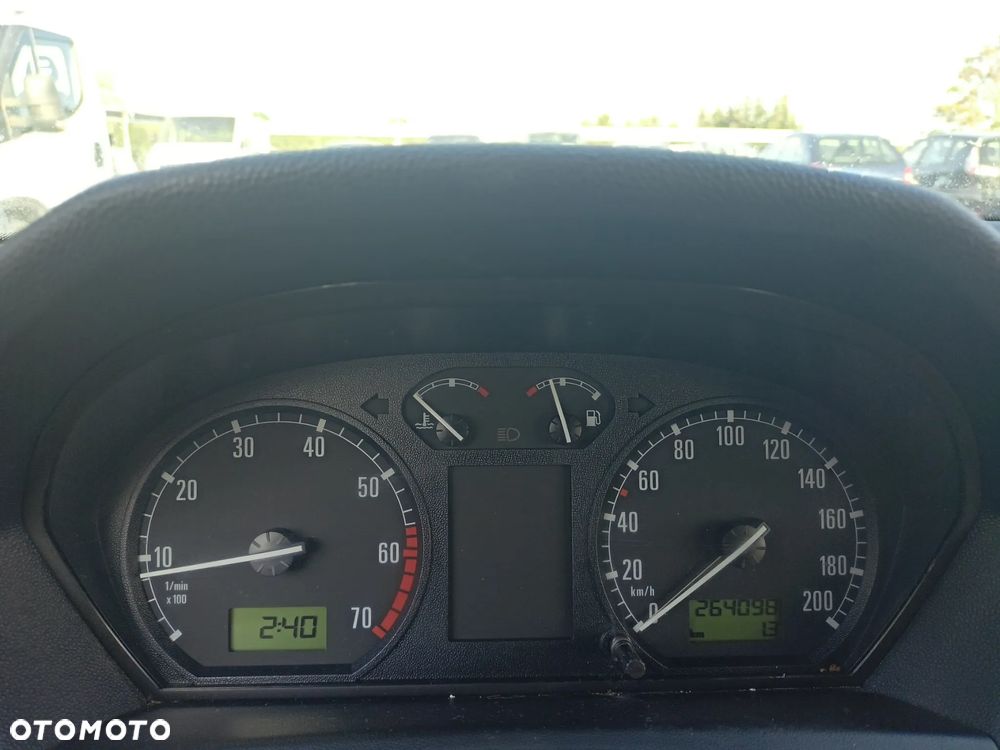 Skoda Fabia - 14