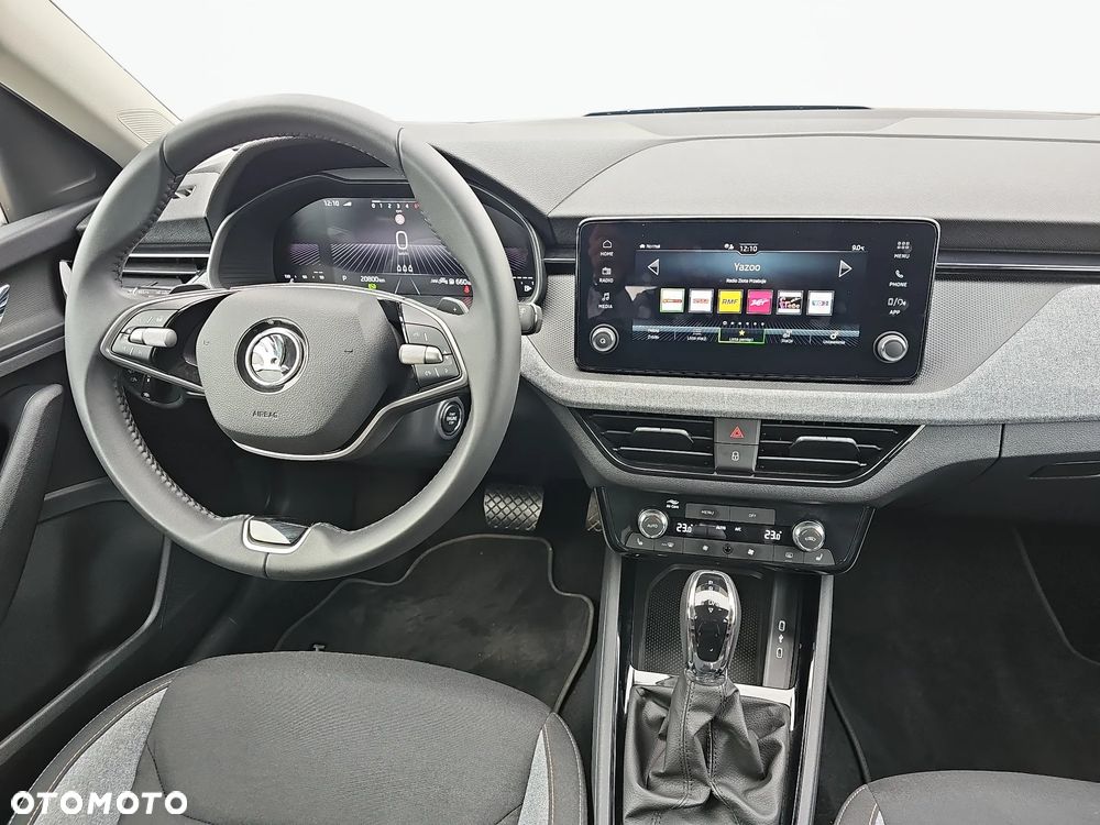 Skoda Kamiq 1.0 TSI Selection DSG - 17