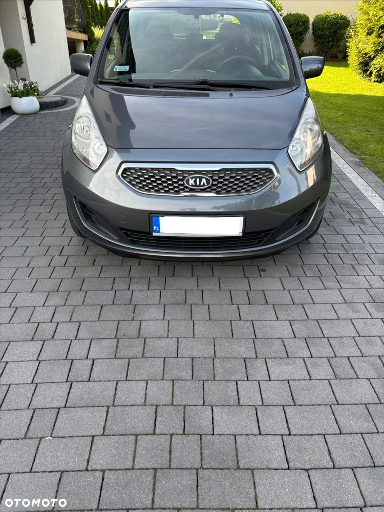 Kia Venga 1.4 L - 6