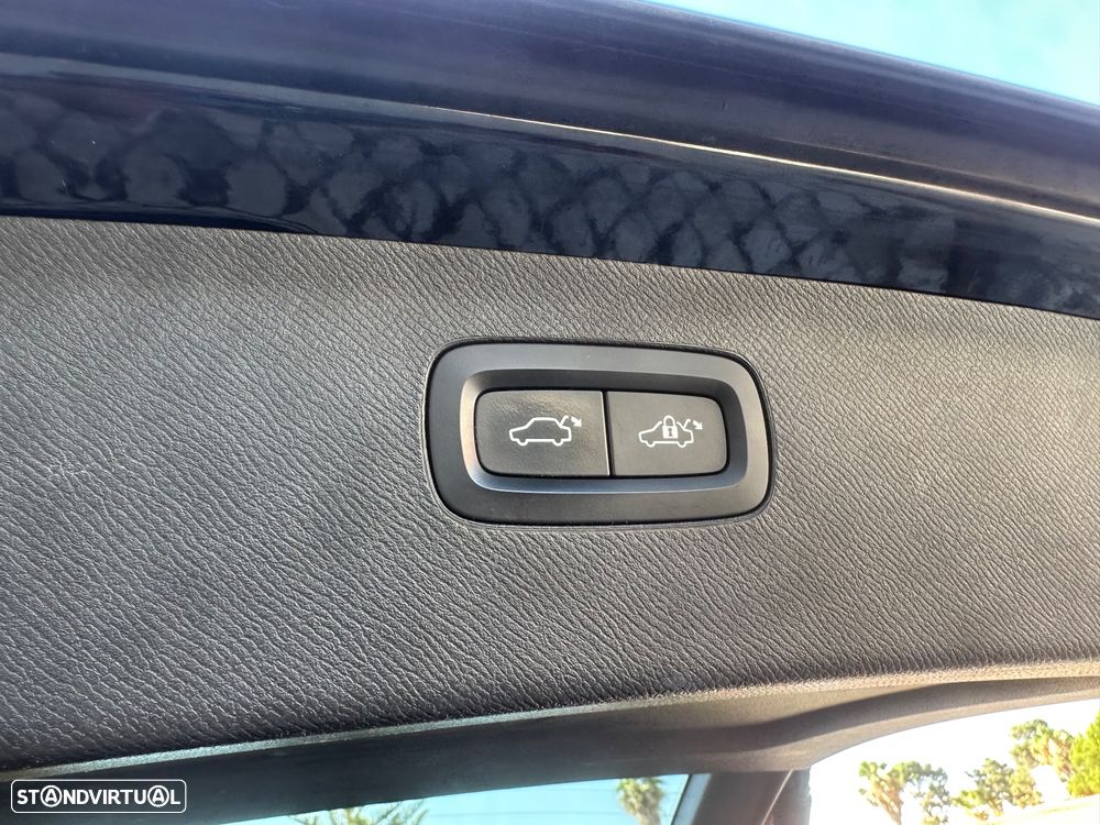 Volvo XC 90 2.0 D4 Inscription - 33