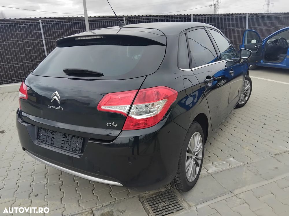 Citroën C4 VTi 120 Selection - 2