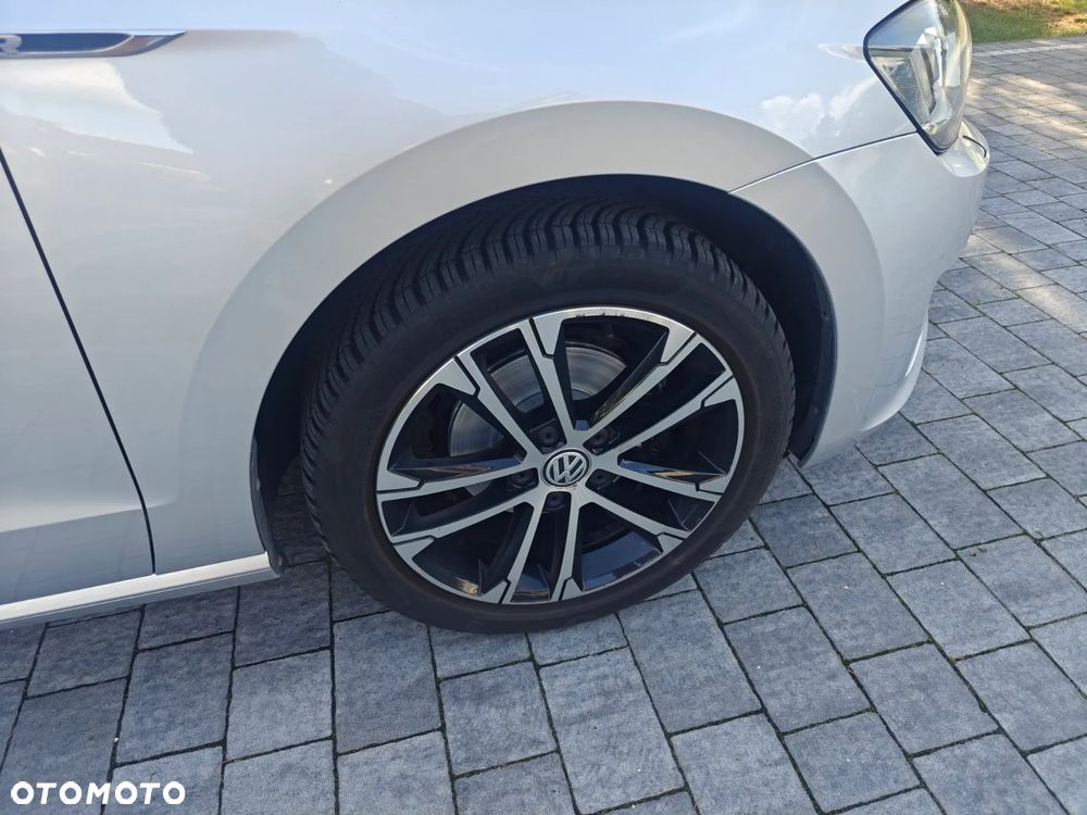Volkswagen Golf Sportsvan SV 1.2 TSI BMT Comfortline - 4