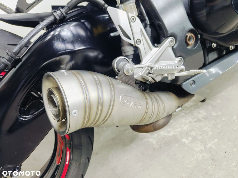 Honda CBR - 8