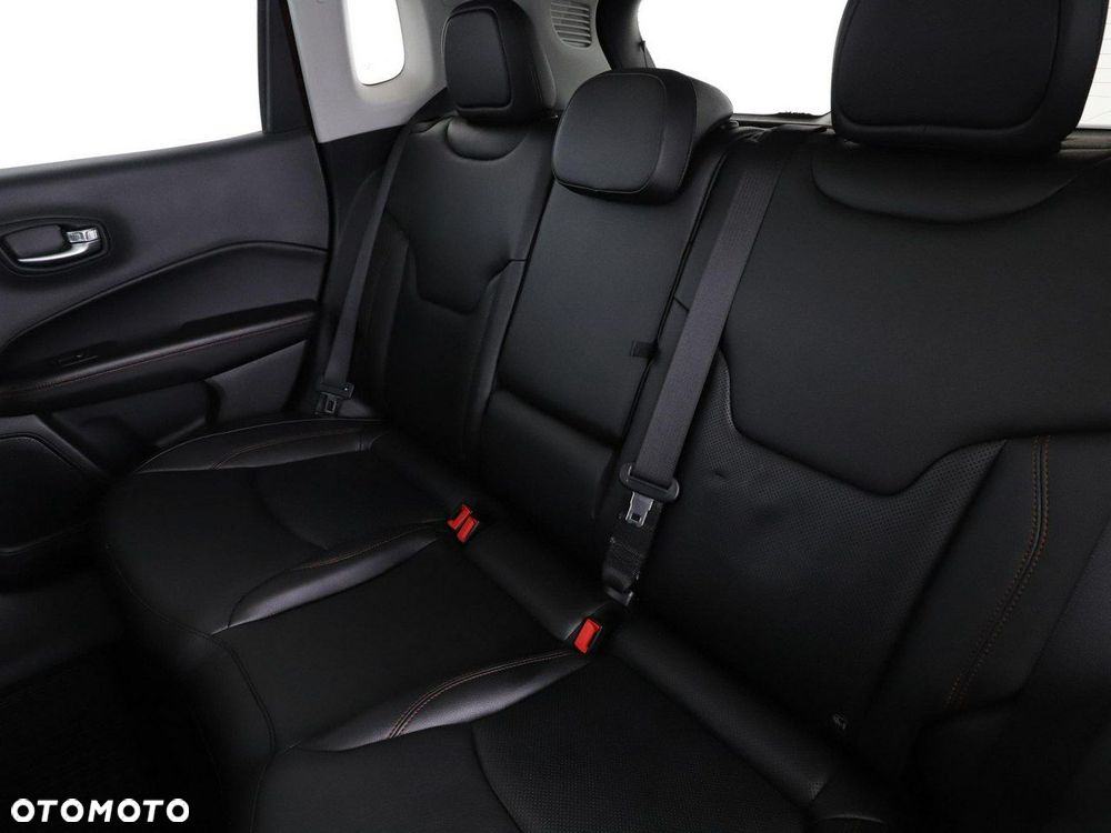 Jeep Compass 1.3 T4 4xe Automatik Trailhawk - 17