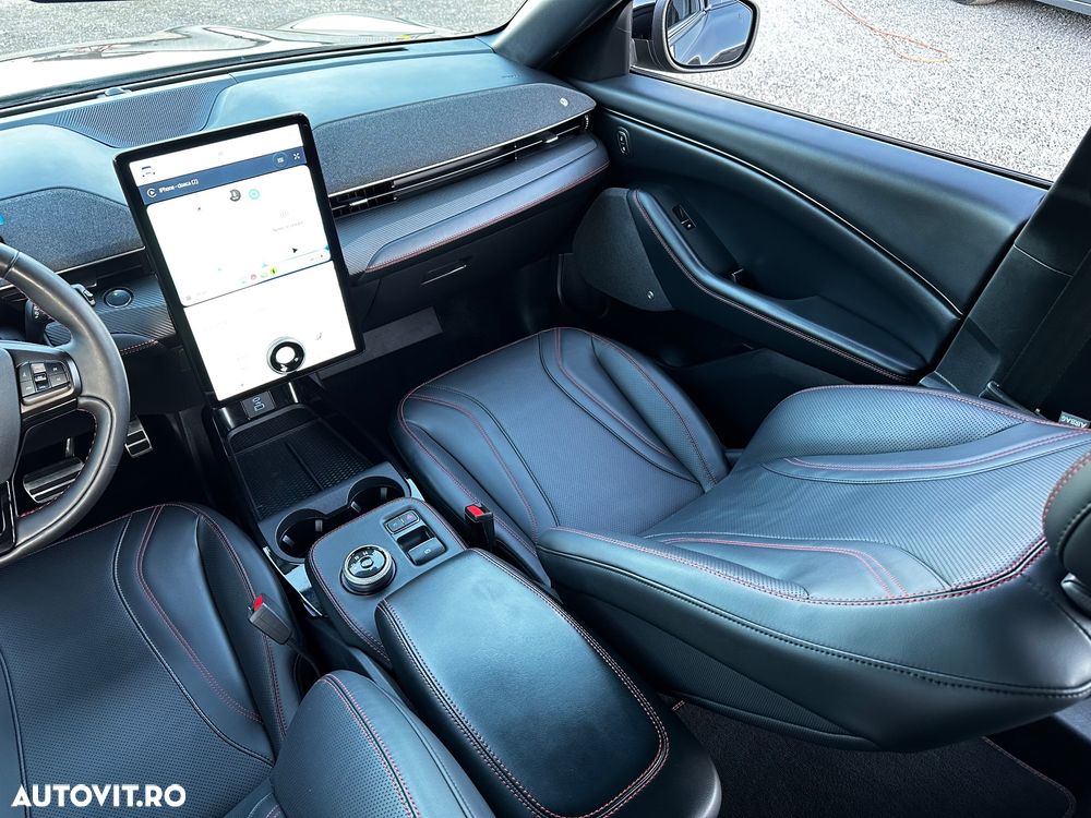 Ford Mustang Mach-E AWD Extended Range 258 kW Premium - 30