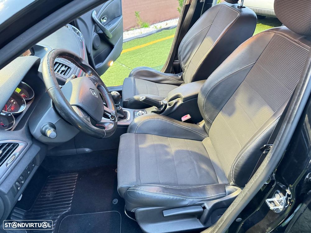 Renault Mégane Sport Tourer 1.5 dCi GT Line - 7