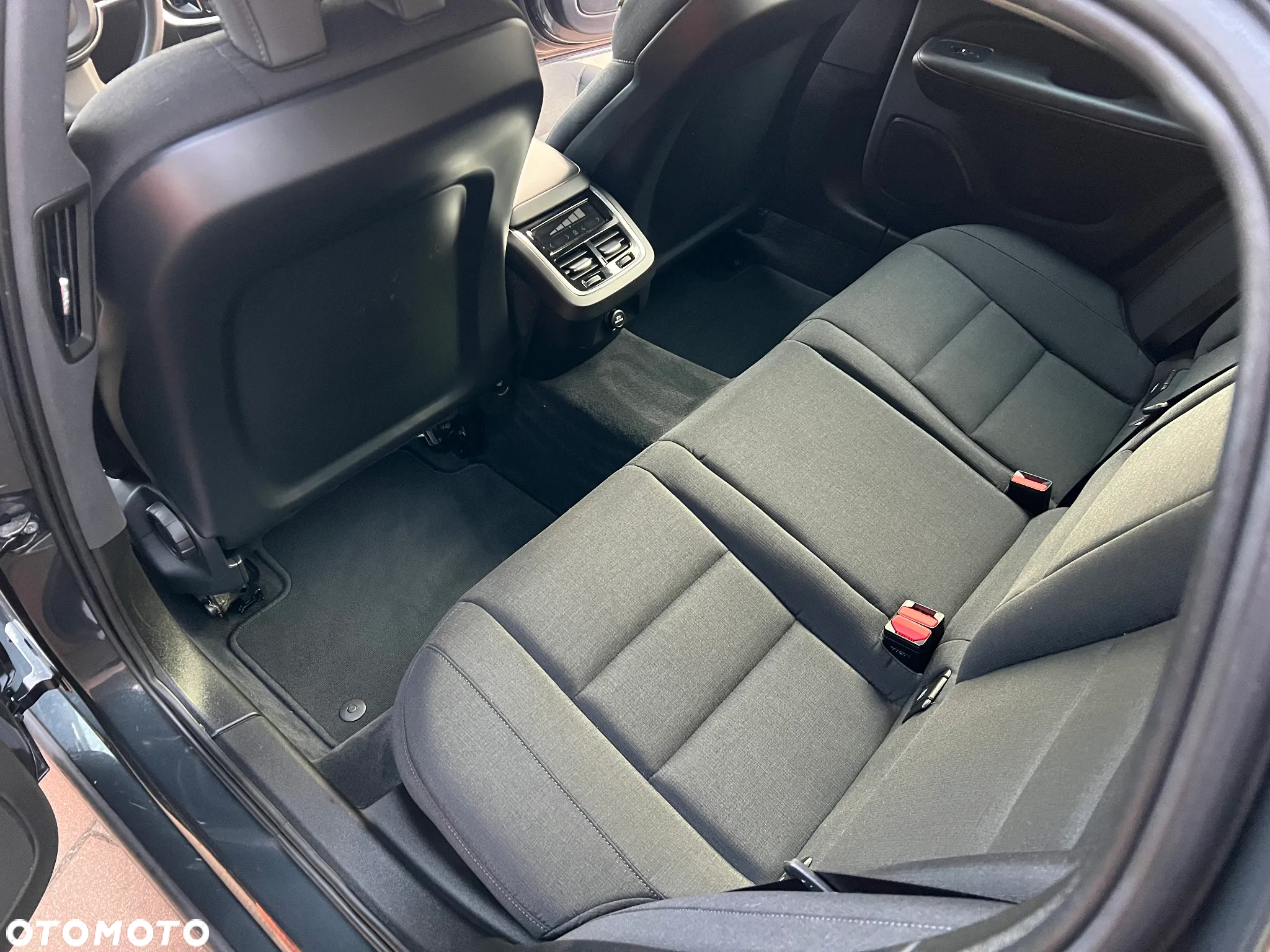 Volvo V60 D3 Kinetic - 27