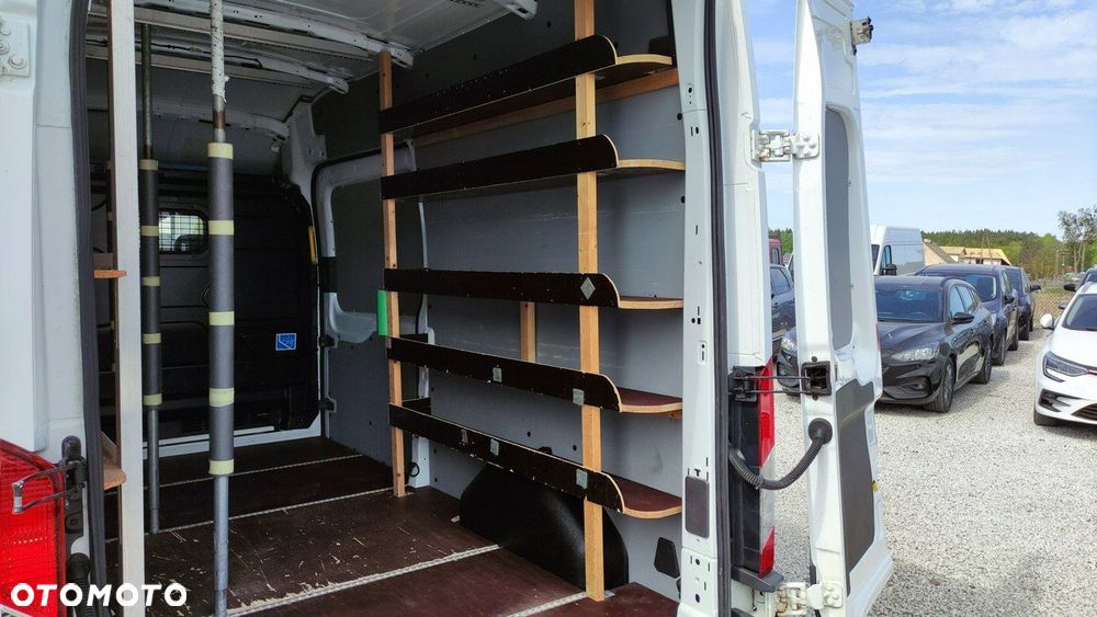 Ford Transit - 21