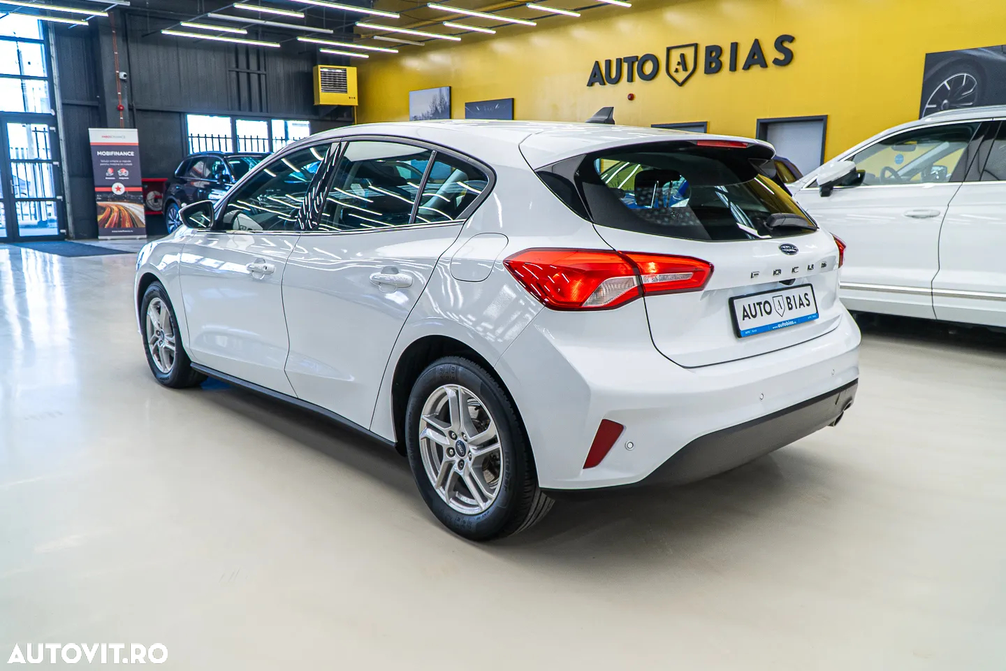 Ford Focus 1.0 EcoBoost Trend Edition - 6
