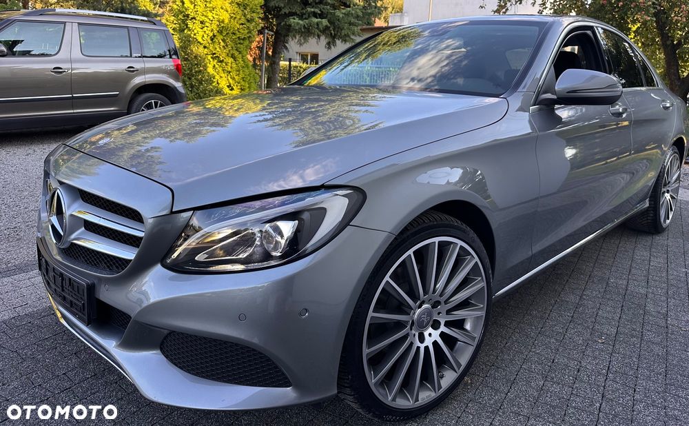 Mercedes-Benz Klasa C 180 7G-TRONIC - 2