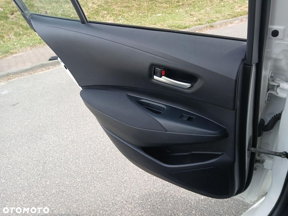 Toyota Corolla 1.8 Hybrid Comfort - 41