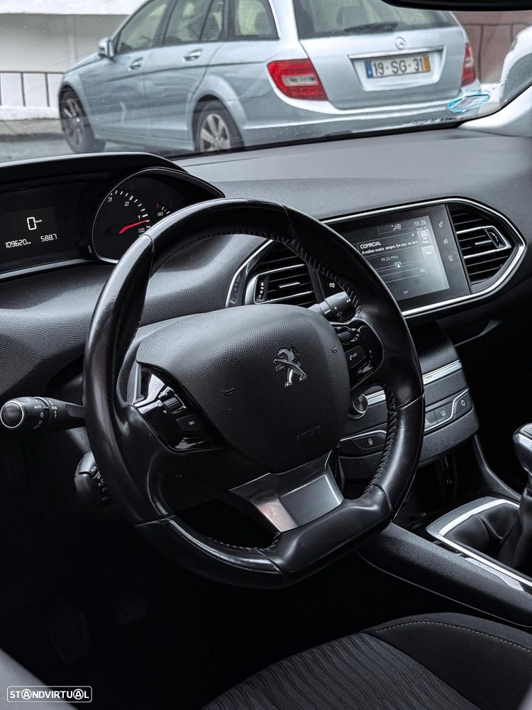 Peugeot 308 1.6 BlueHDi Allure J17 - 10