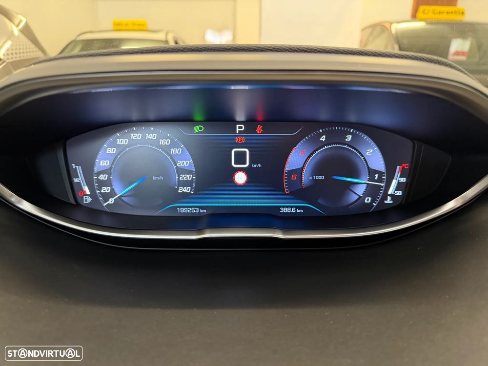 Peugeot 3008 1.6 BlueHDi Allure EAT6 - 20