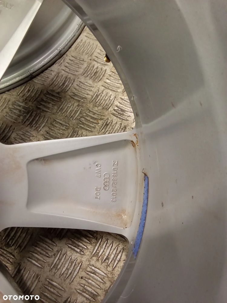 Felgi Audi Q4 E-TRON 8Jx19 et45 5x112 - 8