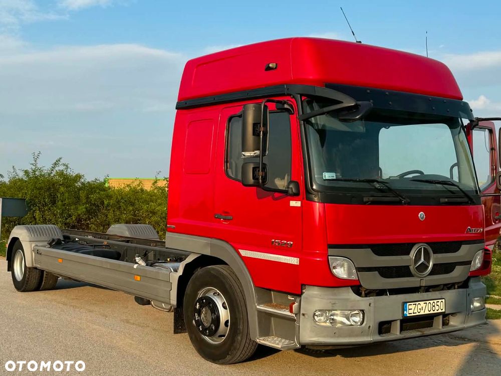 Mercedes-Benz 15.290 - 2