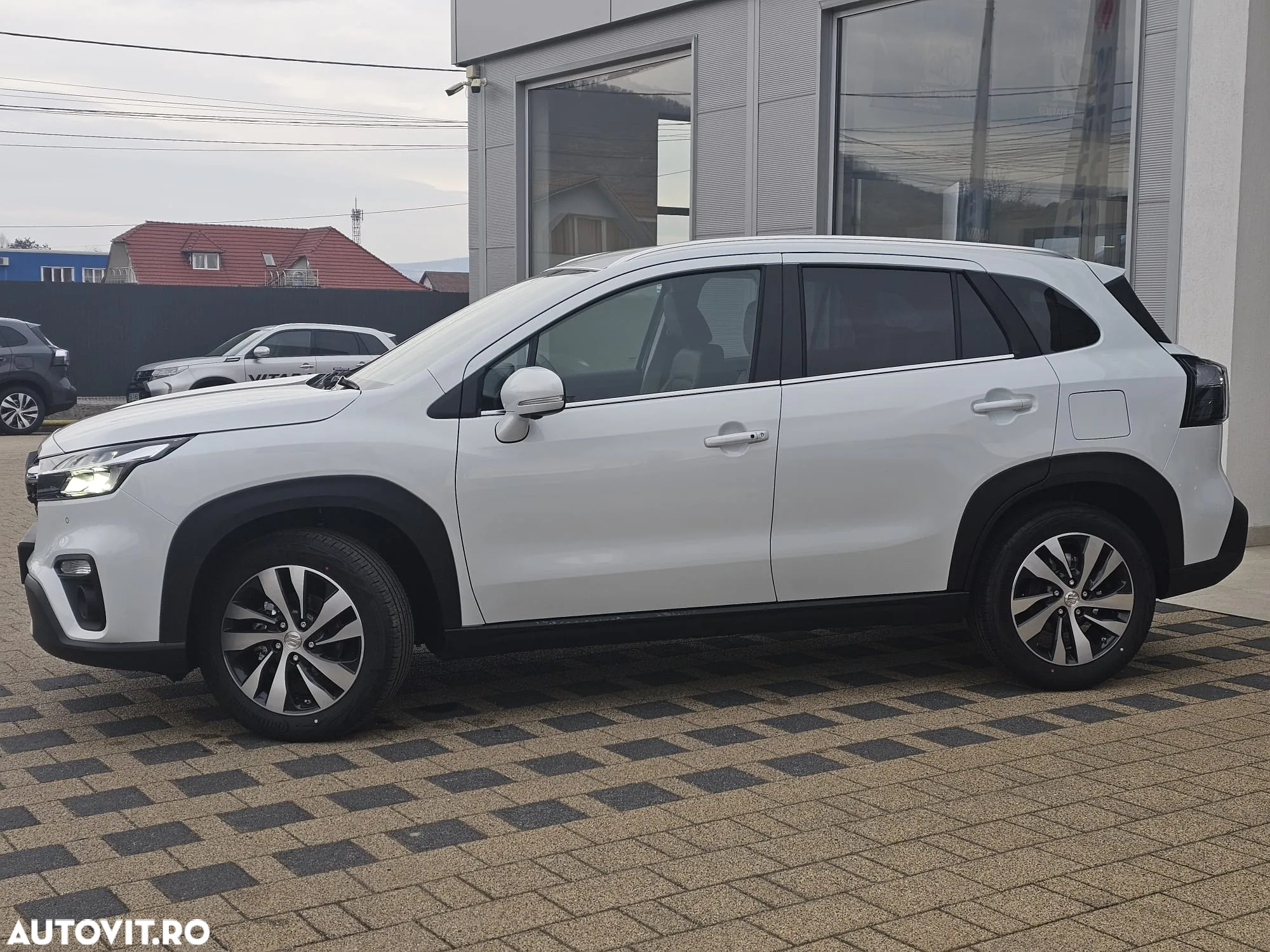 Suzuki SX4 S-Cross 1.4 Boosterjet AllGrip MHEV Spirit - 4