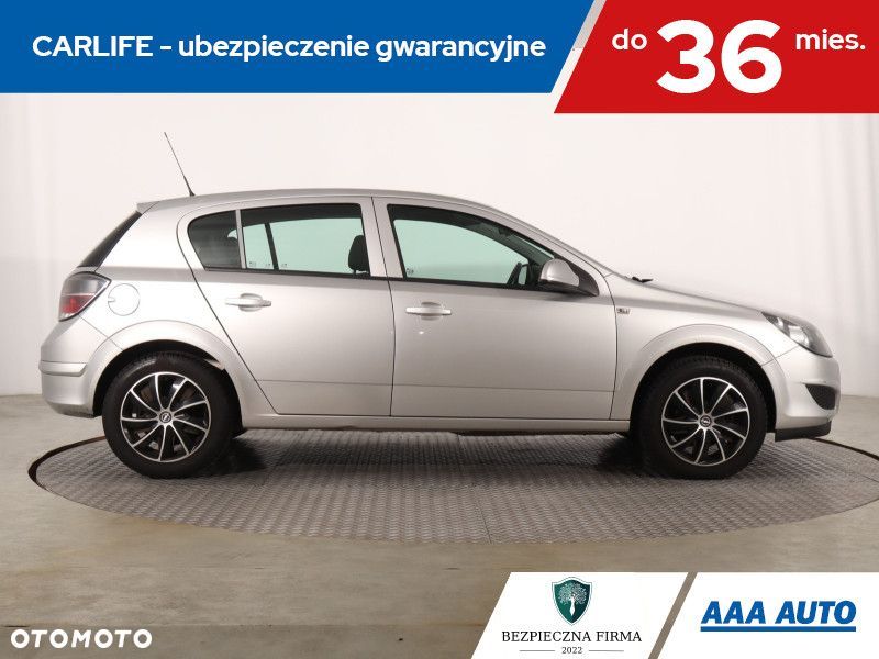 Opel Astra - 8