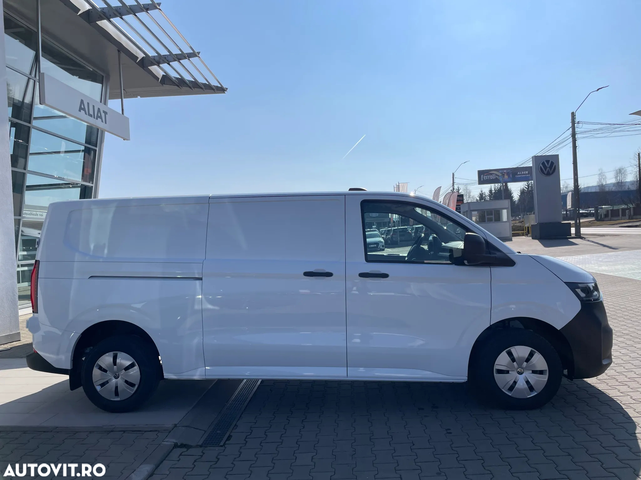 Volkswagen Transporter - 3