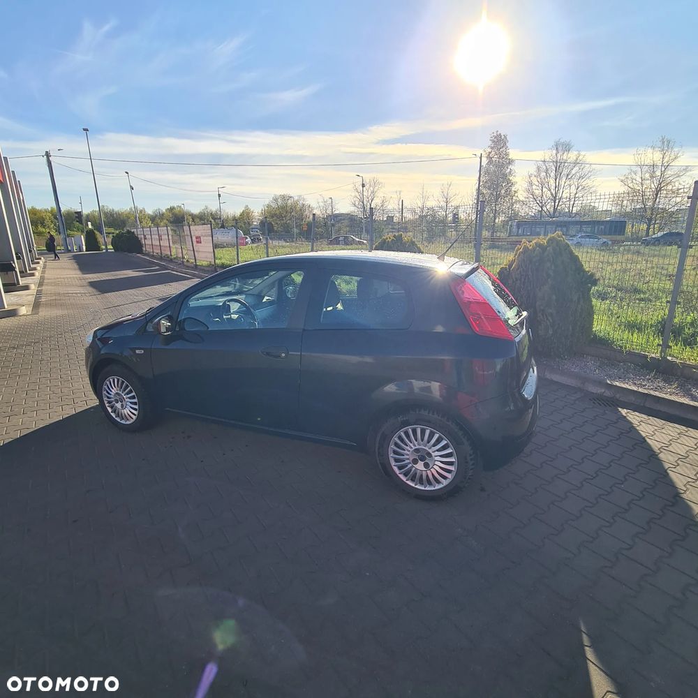 Fiat Grande Punto 1.2 8V Active - 9