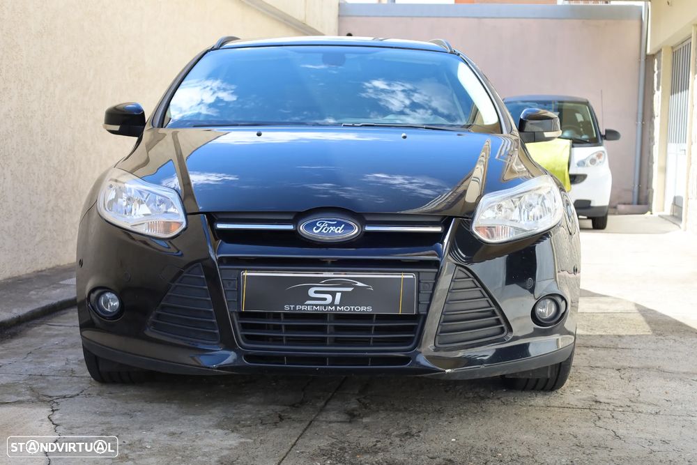 Ford Focus 1.0 EcoBoost S&S Champions Edition - 2