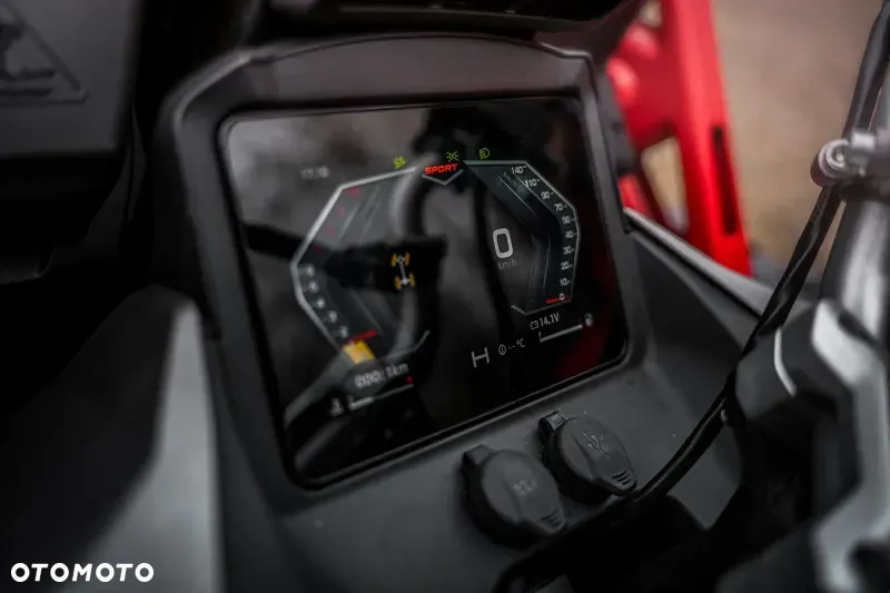 CFMoto CForce