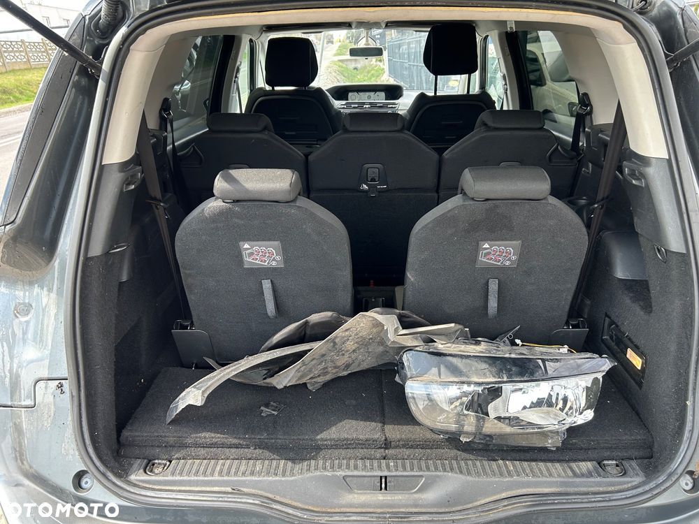 Citroën C4 Picasso - 13