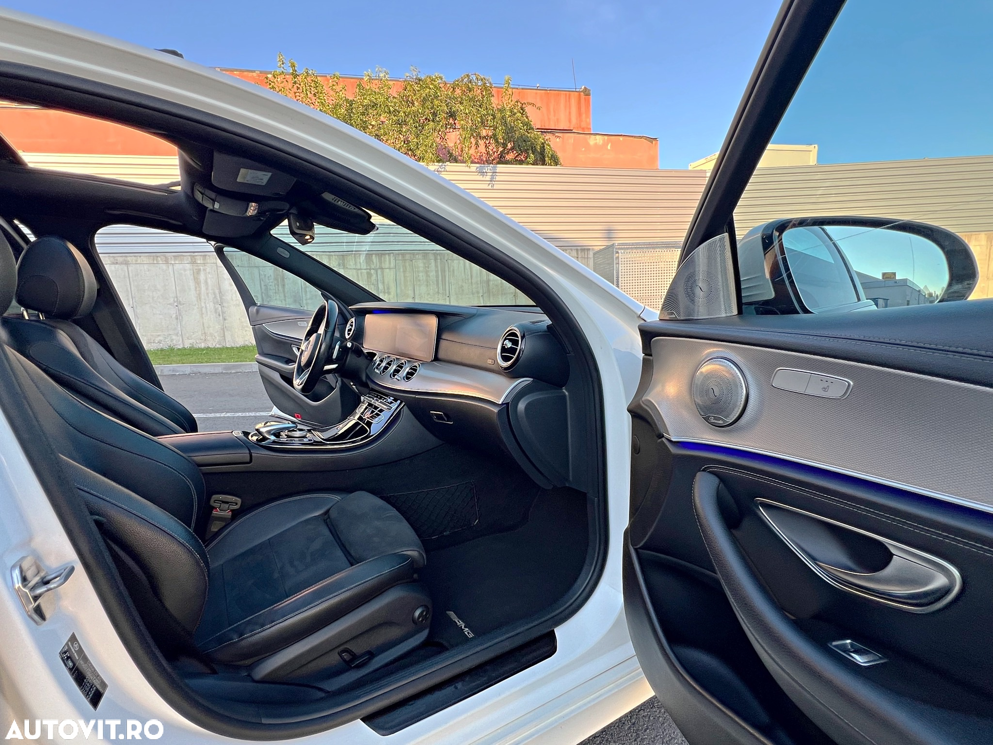 Mercedes-Benz E 220 d 9G-TRONIC AMG Line - 6
