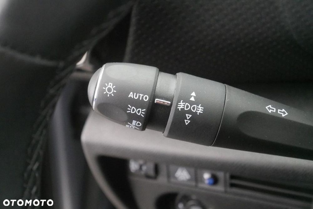 Citroën C4 1.5 BlueHDi Shine S&S - 22