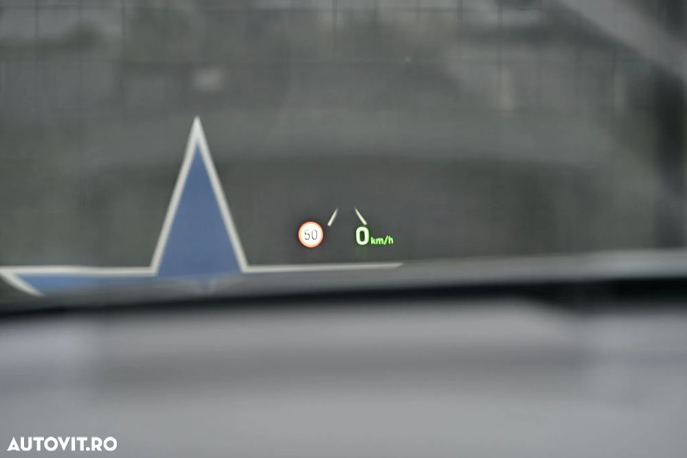 Hyundai KONA - 21