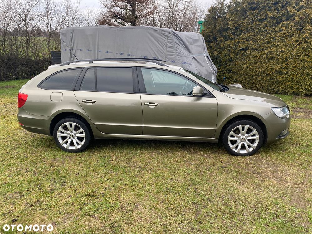 Skoda Superb 1.6 TDI Active Greenline - 3