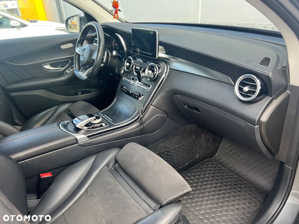Mercedes-Benz GLC 250 4-Matic - 16