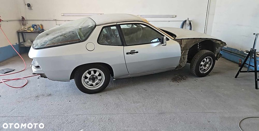 Porsche 924 Standard - 28